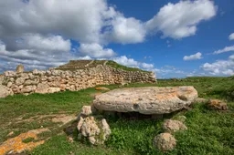 Santuario preistorico di Monte d'Accoddi